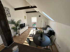 Charmante Ferienwohnung im Herdecke Zentrum für 3 Personen-große Dachterrasse-Gratis Parken-WLAN